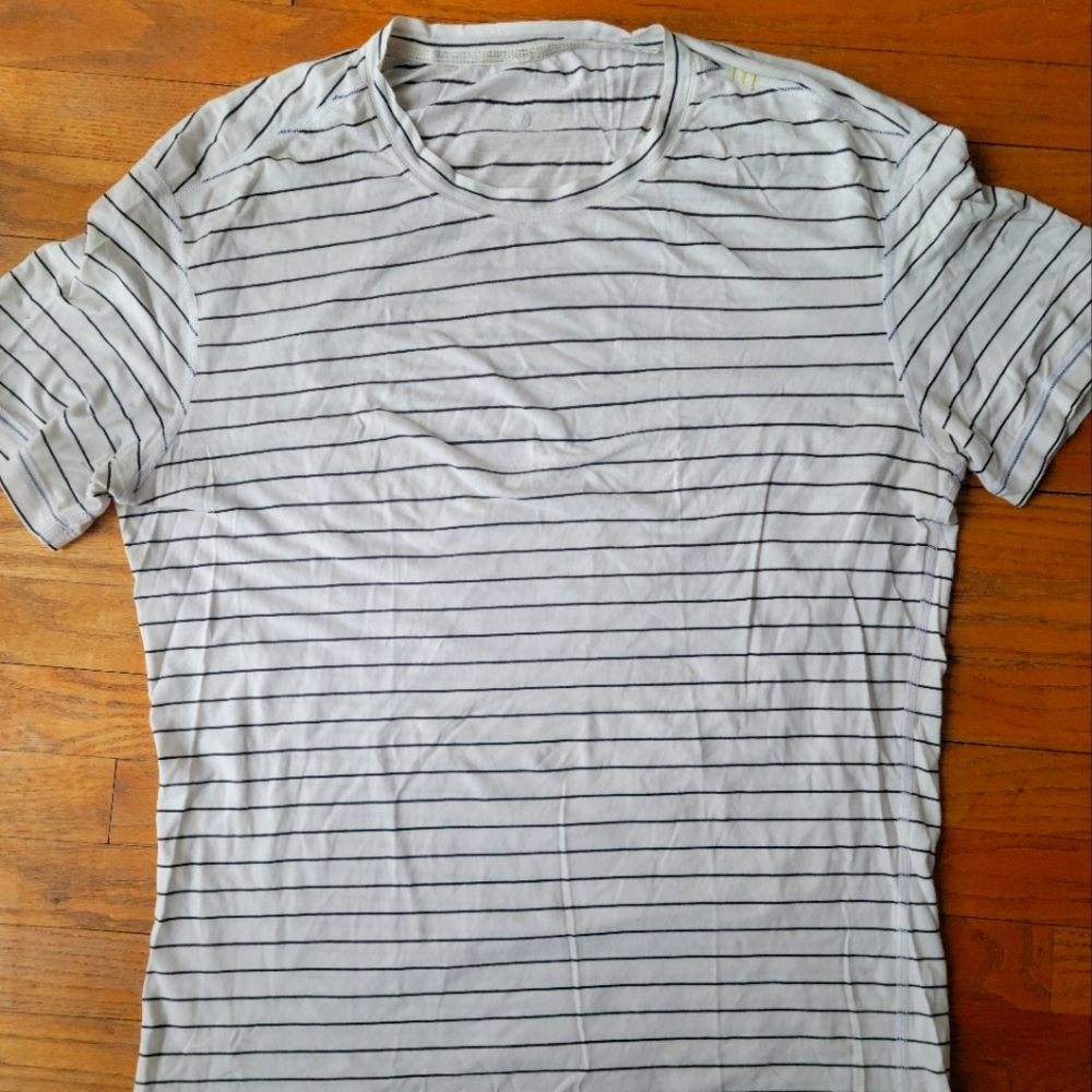 LULULEMON Men's Striped T-Shirt